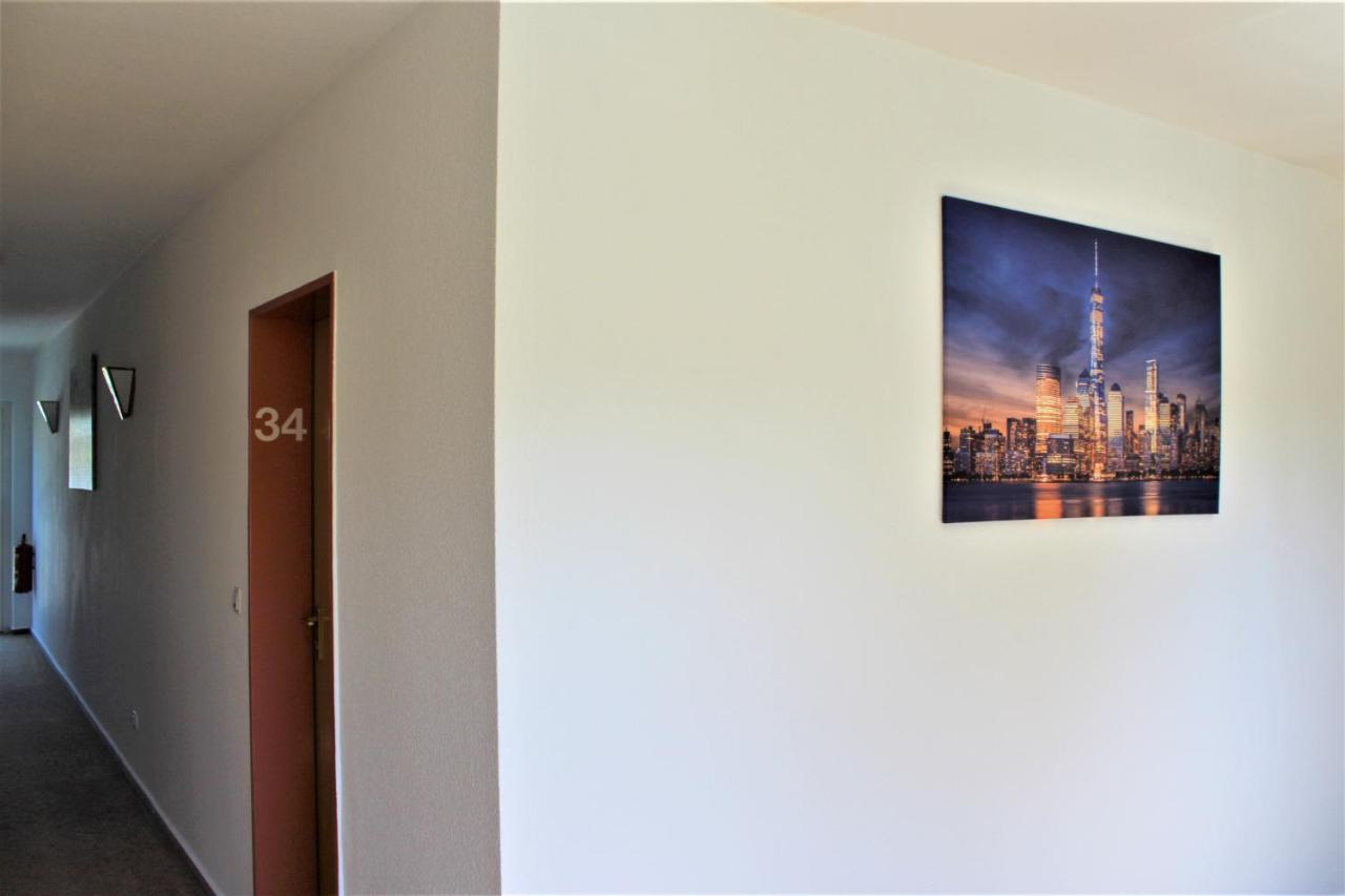 Hotel Alsterquelle เฮนชเตดท์-อุลซ์บวร์ก ภายนอก รูปภาพ